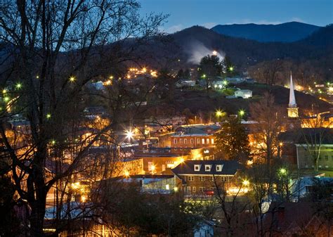 This tiny North Carolina town is an Asheville alternative for the crowd ...