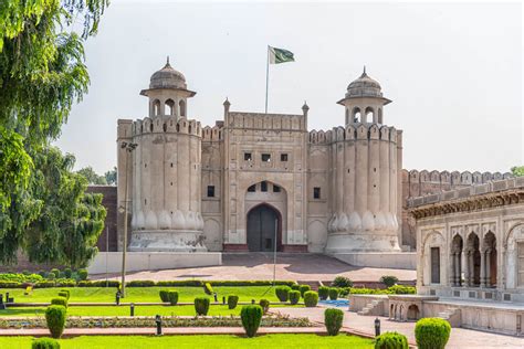 Lahore Fort | Shahi Qila Facts and Architectural Marvels