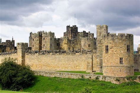 Alnwick Castle (Alnwick) - Visitor Information & Reviews