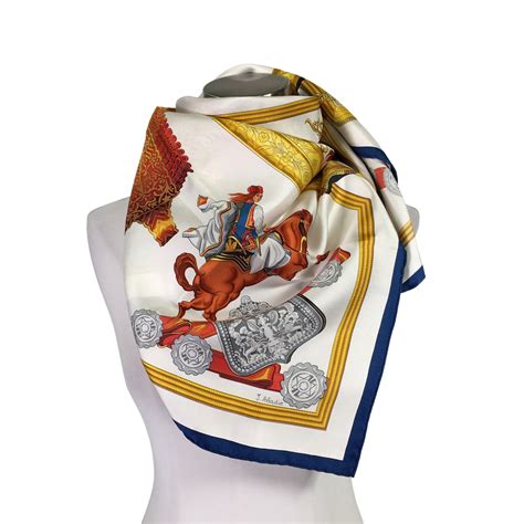 Unisex Hermes Scarf, size Midi (White) | Emmy