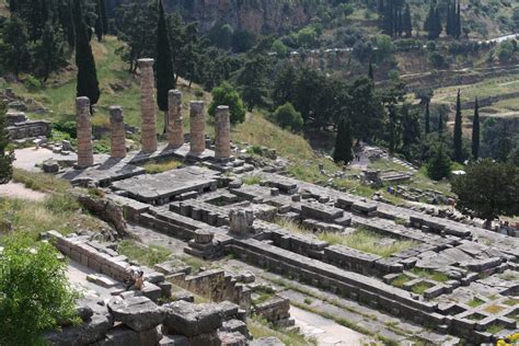 Temple of Apollo, Delphi (Illustration) - World History Encyclopedia