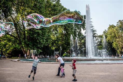 Margaret Island fountain sings once again – with a light show and film ...