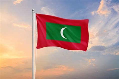 🇲🇻 Maldives Flag Unveiled: Colors, Meaning, Coat of Arms, Flag Map, and ...