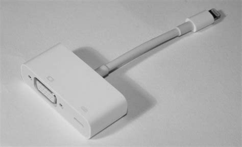 Accessory review: Apple Lightning to VGA adapter - Pocketables