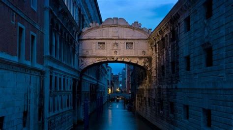 Bridge of Sighs in Venice, Italy