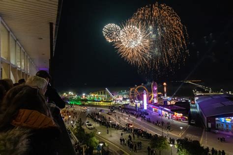 Seafront Fireworks - Visit Southend