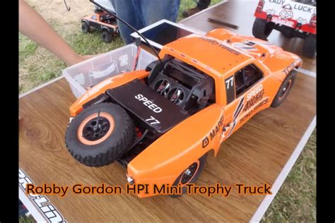 1/4-Scale V8 powered Grave Digger RC Monster Truck!!! | race-deZert