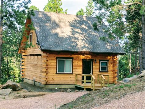 Custom Black Hills Vacation Cabins | Hill City, South Dakota