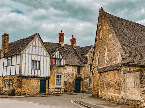 20+ Charming Things To Do In Lacock Cotswolds 2021!