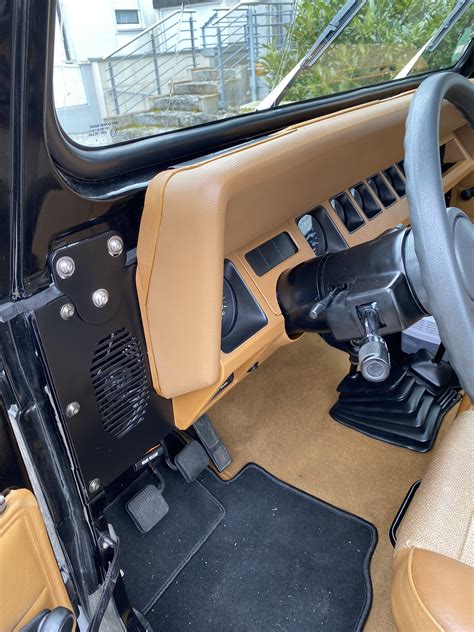 Spice interior - color matching problems | Jeep Enthusiast Forums