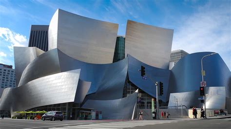 Frank Gehry | Biography, Architecture, Buildings, Guggenheim Museum ...