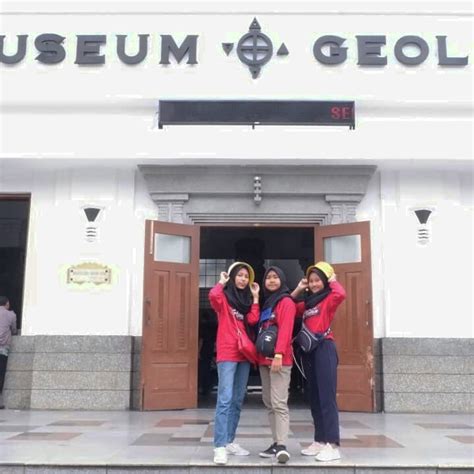 √ 11 Aktivitas Menarik Museum Geologi Bandung (Wisata Sejarah Yang Seru ...