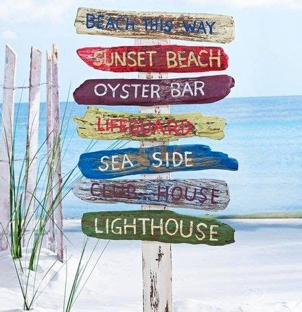 25 DIY Ideas for Driftwood Signs | Beach signs, Backyard beach ...