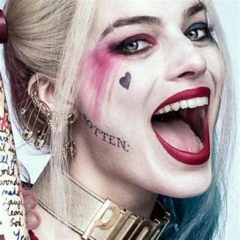 AWARD WINNING Harley Quinn Birds of Prey Margot Robbie Face Tattoo Kit ...