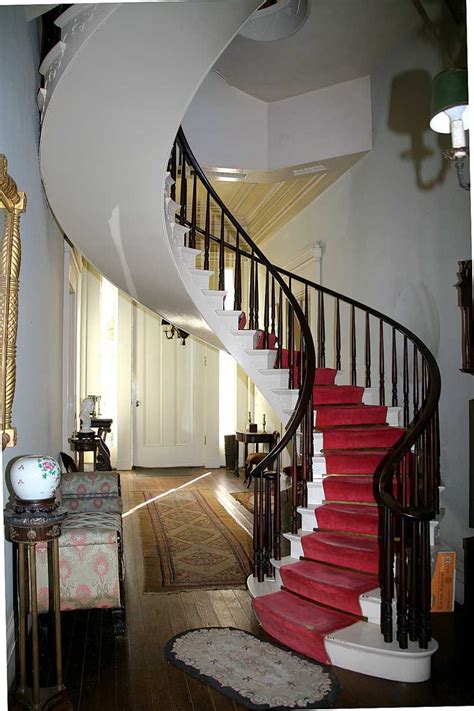 40 Breathtaking Spiral Staircases To Dream About Having In Your Home