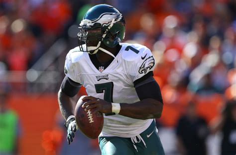 Mike Vick speaks highly of Eagles quarterback Carson Wentz