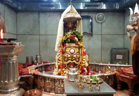 Cabs for Mahakaleshwar at Ujjain, Madhya Pradesh