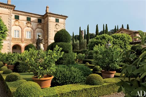 Musician Ned Lambton’s Restored 17th-Century Tuscan Villa ...