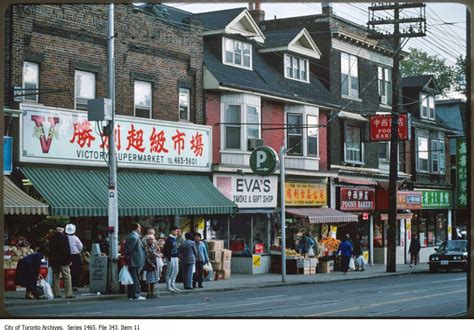 这是几张多伦多Chinatown曾经的照片，来看看吧~ - 问吧