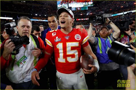 Patrick Mahomes Makes History with MVP Title at Super Bowl 2020!: Photo ...