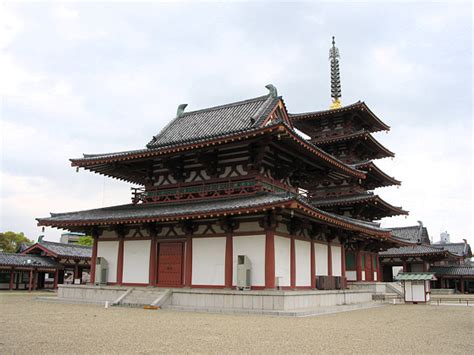 Shitennoji Temple - Osaka, Japan