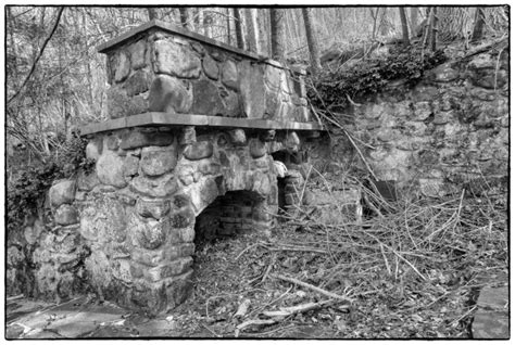 Croton Gorge – Old Stone Hearth – Photography, Images and Cameras