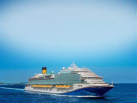 Cruise Ships | Compare Ships & Cruise Ports | Carnival Cruise Line