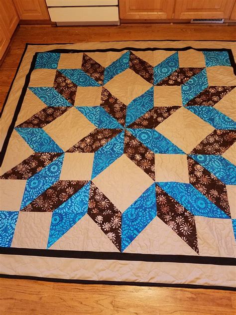 Carpenter Star Quilt | Carpenters star quilt, Carpenter star quilt, Quilts