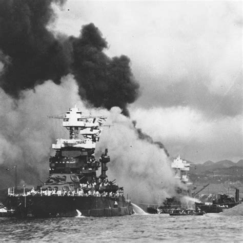 Pearl Harbour BattleShip Sinking (December 7, 1941) : OldSchoolCool