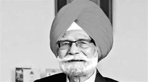 Hockey legend Balbir Singh Sr cremated with state honours | Hockey News ...