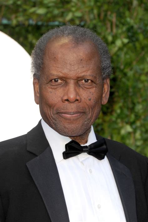 Sir Sidney Poitier Age, Height, Net Worth, Daughter 2024 - World-Celebs.com