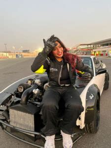 Hamda Taryam, the UAE’s First Female Drag Racer Shares Her Love For ...