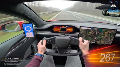 See Tesla Model S Plaid Quickly And Quietly Blast To 166 MPH On Autobahn