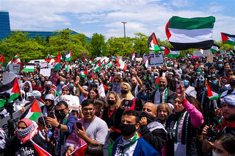 Nearly 2,000 march in Dearborn in support of Palestinians amid violence