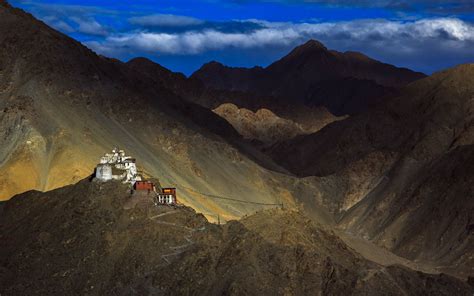 Tibetan Temple Wallpapers - Top Free Tibetan Temple Backgrounds ...