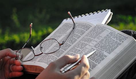 LA BIBLIA CATÓLICA: CÓMO LEER Y ESTUDIARLA, GUÍA Y ORDEN