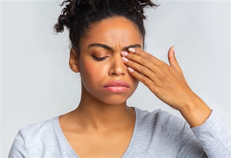 Got Allergies? 6 Tips To Relieve Swollen Eyes - BlackDoctor.org - Where ...