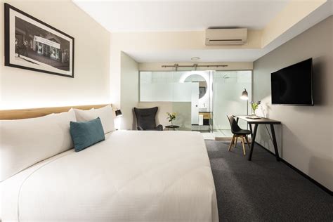 Best Hotels in Wellington | Rooms at Oaks Wellington Hotel