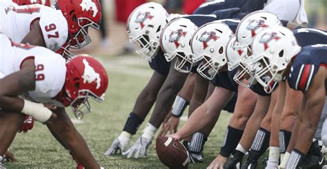 Texas high school football playoff schedule: Class 6A-5A area round