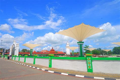 Banten Grand Mosque, Serang, Banten, Indonesia - Masjid Agung Banten ...