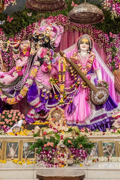 Sri Sri Radha Madhava | Mayapur.com