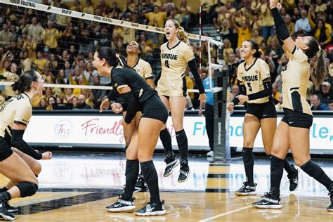 Purdue Volleyball Dominates Fairfield to Advance to Second Round of ...