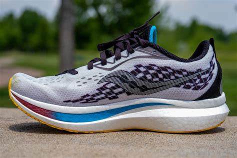 Cut in half: Saucony Endorphin Speed 2 Review | RunRepeat