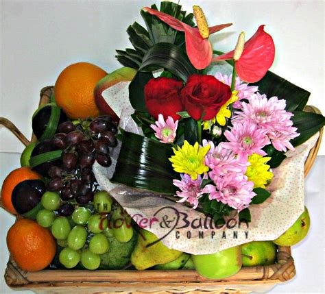 Fruit & Flower Bouquet with Red Roses – flowerandballooncompany.com