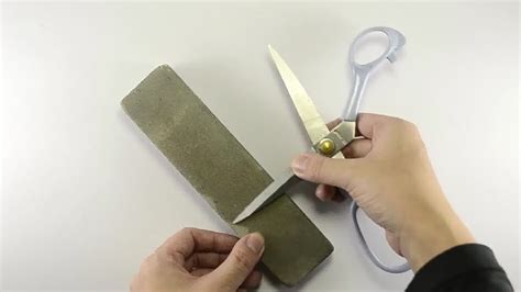 How To Sharpen Hair Cutting Scissors At Home - 4 Easy Tricks