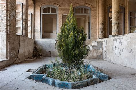 Home: Gohar Dashti's Photographic Elegy on Abandoned Houses | Yatzer