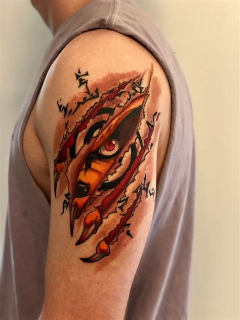 Kurama (Nine tails) Naruto Tattoo | Naruto tattoo, Anime tattoos, Tattoos