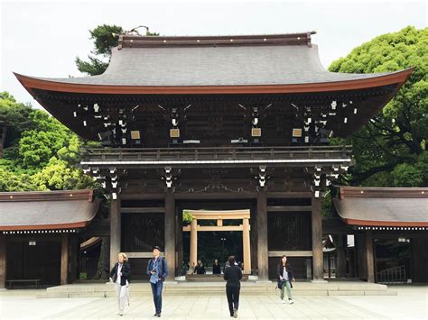 Meiji Shinto Shrine: A peaceful oasis in the middle of bustling Tokyo