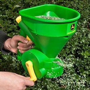 Best Fertilizer Spreaders: Broadcast, Drop, Hand Held, and Tow Behind ...