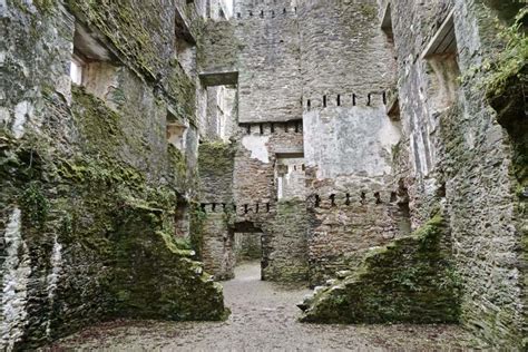 Berry Pomeroy Castle: The most haunted castle in England? | solosophie